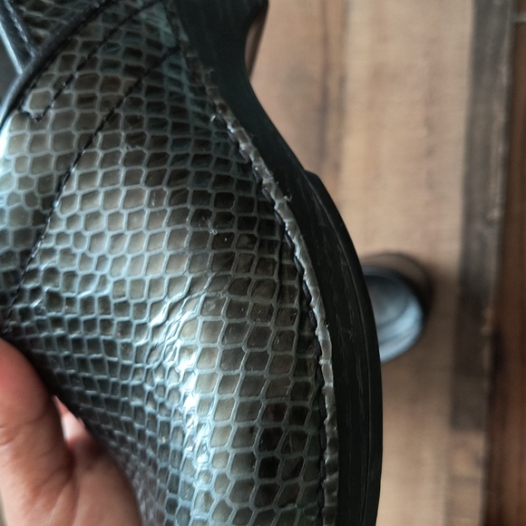 Dansko Snake Print Slip On Clogs Black And Silver Sz 38 7.5-8 Women - Picture 13 of 16